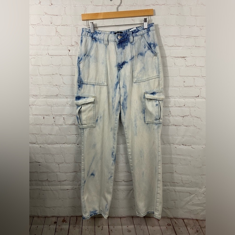 Simple Society Womens Junior Size 7/28 Light Blue Acid Wash Cargo 80’s Jeans